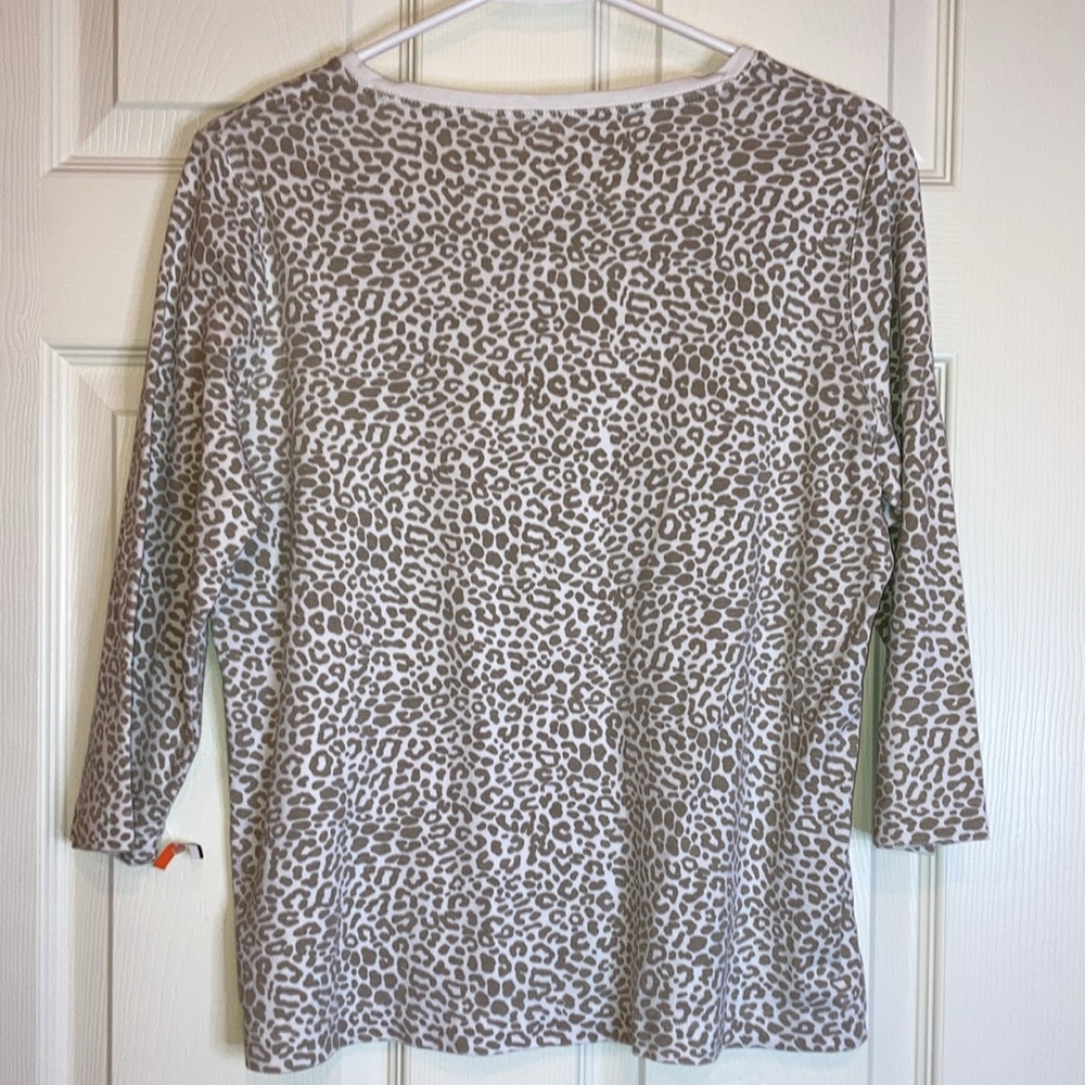 Kim Rogers Leopard Top EUC - Picture 2 of 2